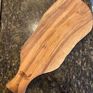 Olivewood (Medium) 34 cm cheese board by Wildly Delicious